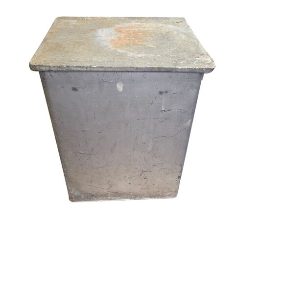 Vintage Metal RUTTER'S Dairy Porch Milk Box with white Milk Jug - Picture 4 of 13